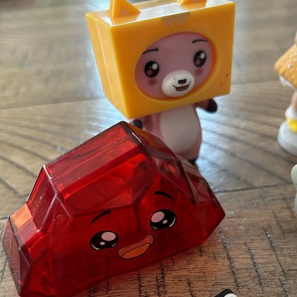 YouTube Figures Skibiti, LankyBox, Siren🚨Heads &Gabby’s Playhouse